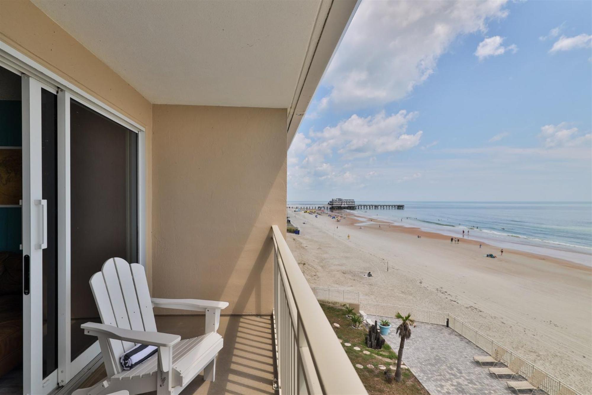 Oceanfront Penthouse, Near Main St & Speedway With Pool Apartment Daytona Beach Ngoại thất bức ảnh