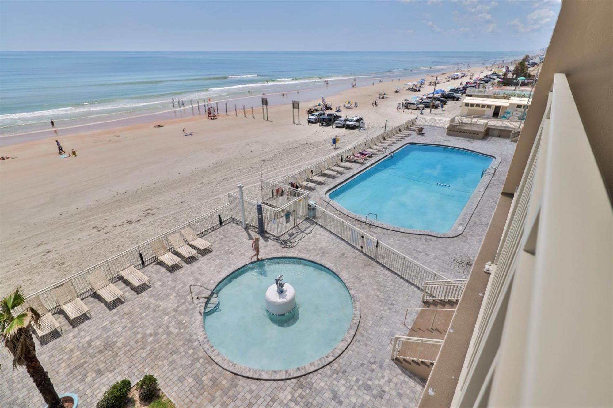 Oceanfront Penthouse, Near Main St & Speedway With Pool Apartment Daytona Beach Ngoại thất bức ảnh