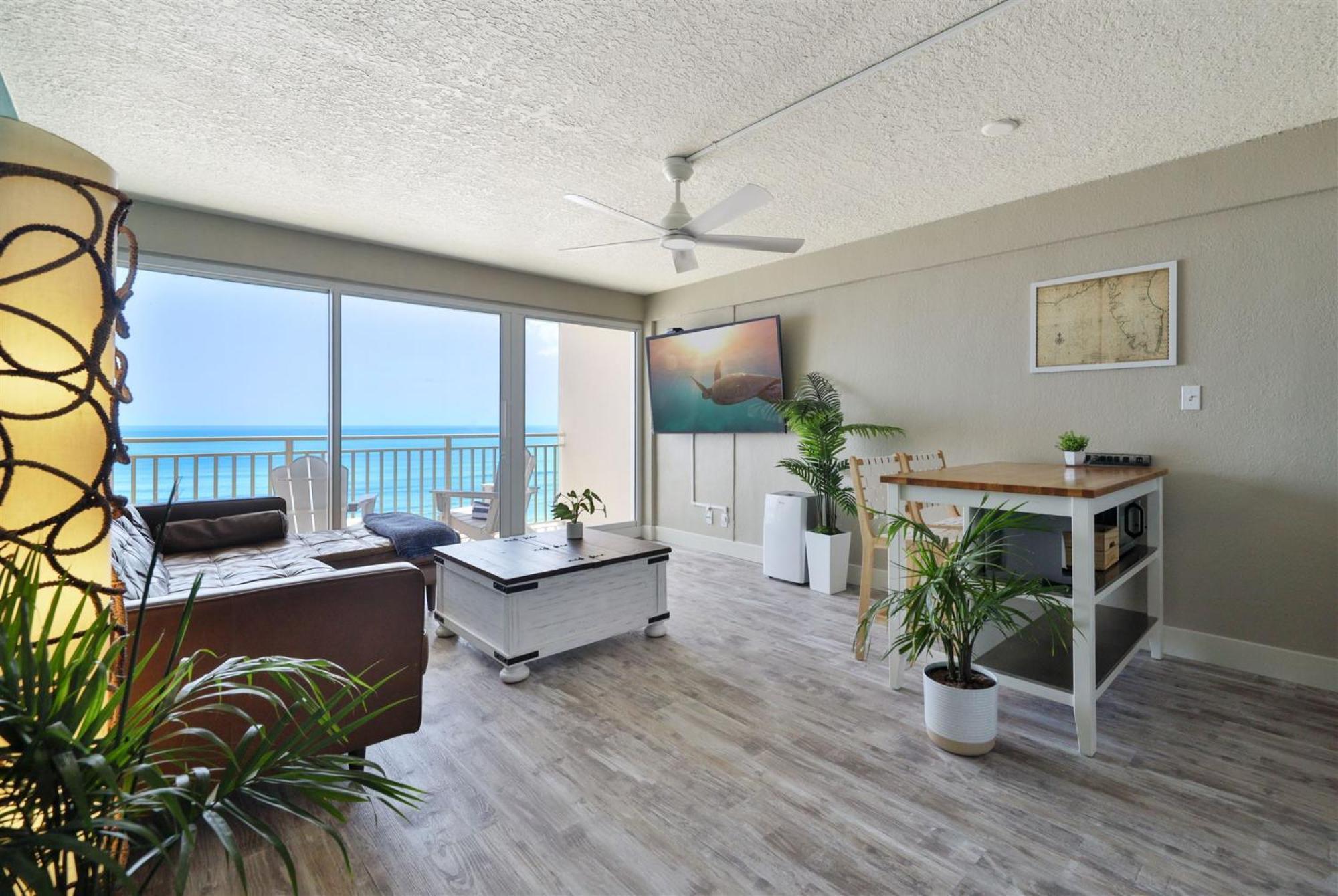 Oceanfront Penthouse, Near Main St & Speedway With Pool Apartment Daytona Beach Ngoại thất bức ảnh